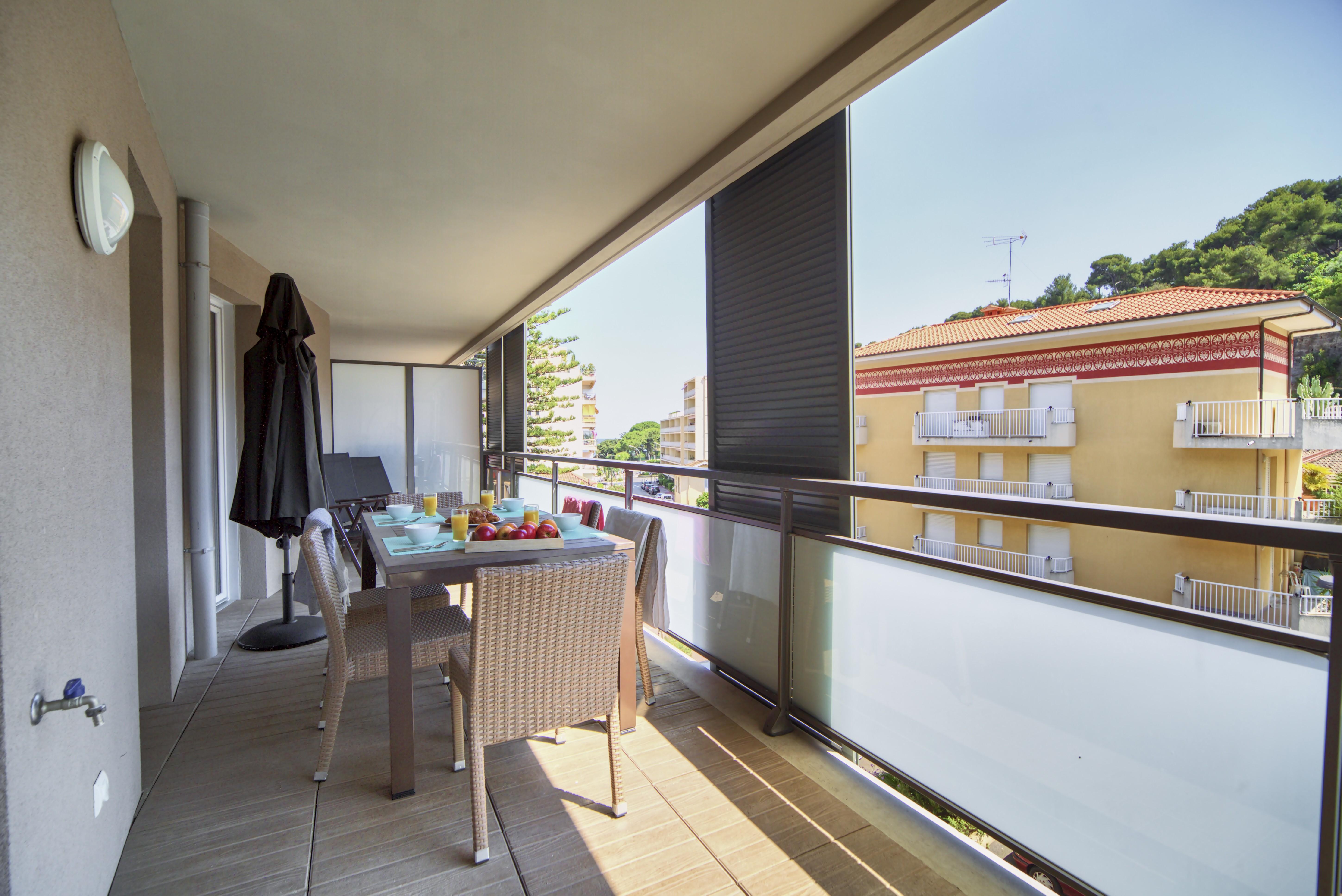 Residence Pierre & Vacances Premium Julia Augusta Roquebrune-Cap-Martin Exteriör bild