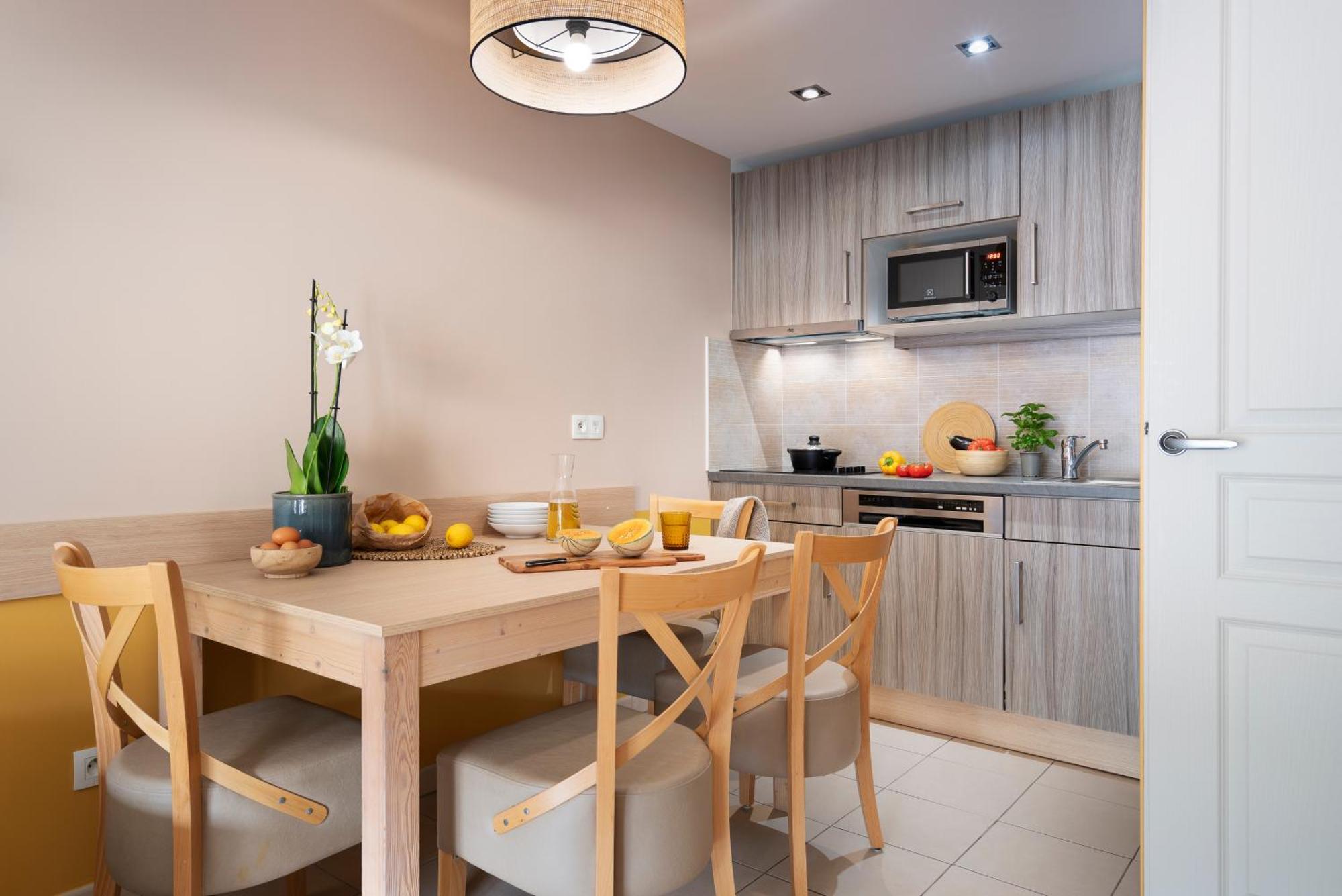 Residence Pierre & Vacances Premium Julia Augusta Roquebrune-Cap-Martin Exteriör bild