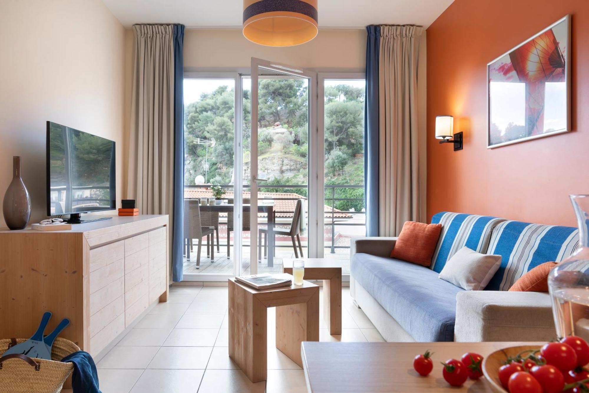 Residence Pierre & Vacances Premium Julia Augusta Roquebrune-Cap-Martin Exteriör bild