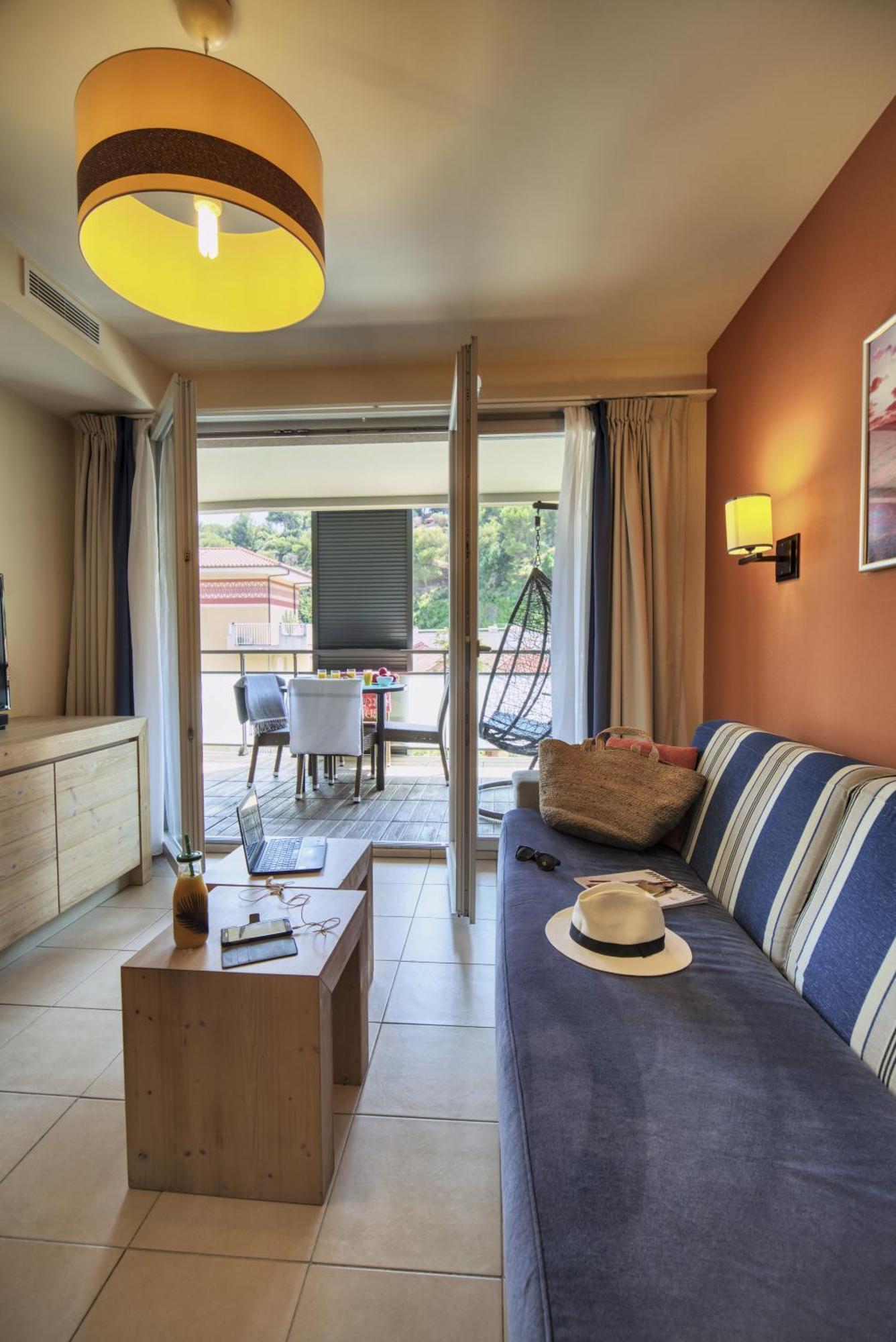 Residence Pierre & Vacances Premium Julia Augusta Roquebrune-Cap-Martin Rum bild